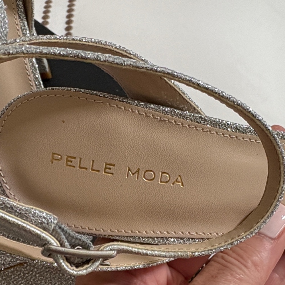 Pelle Moda Silver Block Heels - Picture 4 of 8